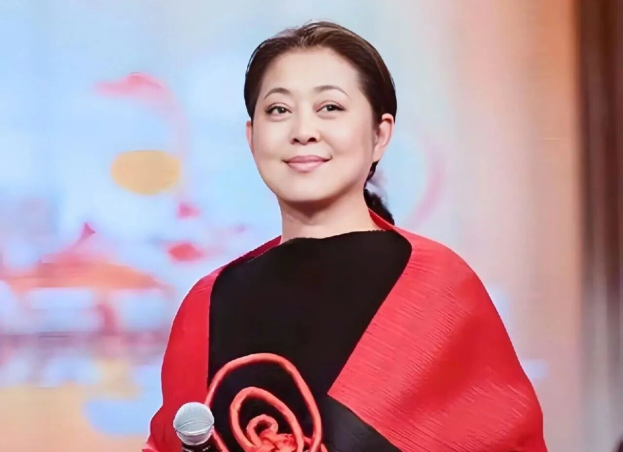 李连杰、倪萍、洪金宝等明星“返老还童”,背后有什么灵丹妙药? 1772503971959186.jpg