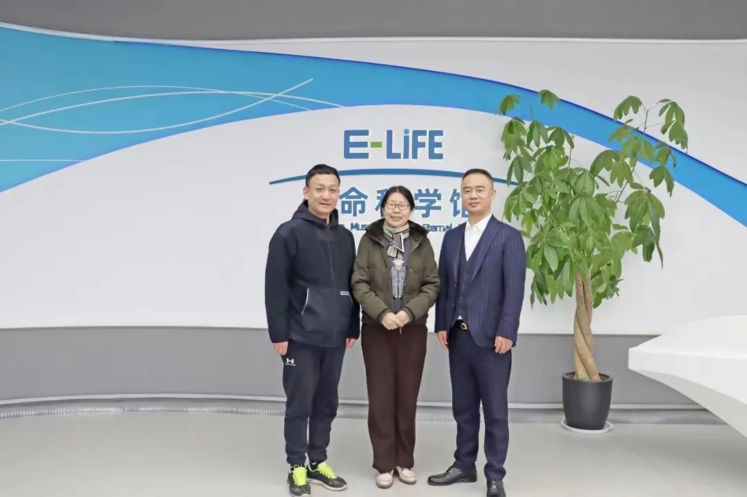 慈铭健康管理集团韩滨教授一行莅临郑大干细胞库参观交流
