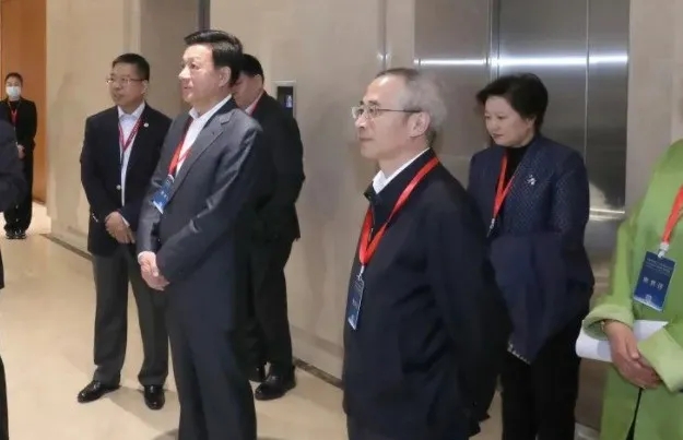 上海卫健委主任：全力关心支持干细胞的捐献、采集、运输、储存、制备以及临床应用等每个流程