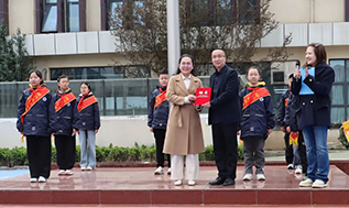 郑大干细胞库李国锋受聘担任郑州航空港区慈航路小学科学副校长
